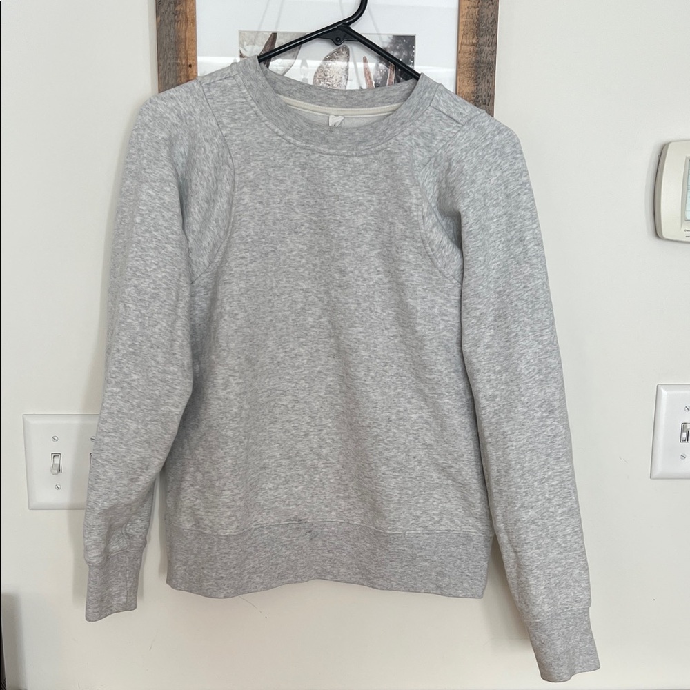Lululemon Gray Women's Crew Neck Sweatshirt